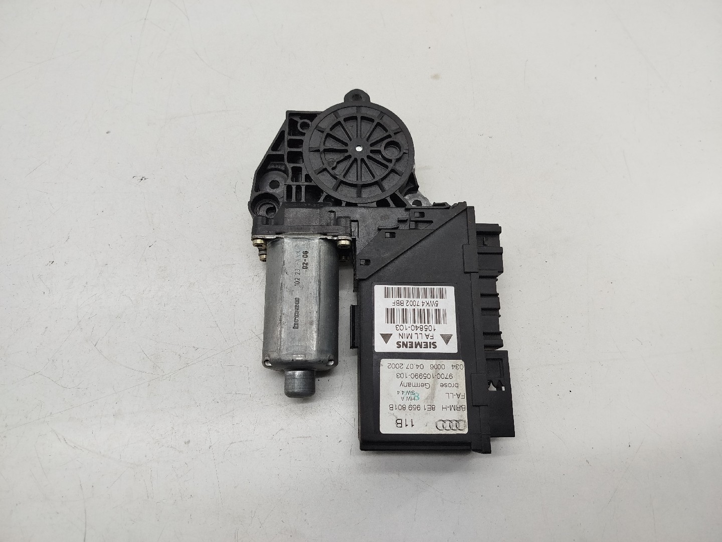 Motor de vidro frente esquerdo AUDI A4 (8E2, B6) | 00 - 05 Imagem-5