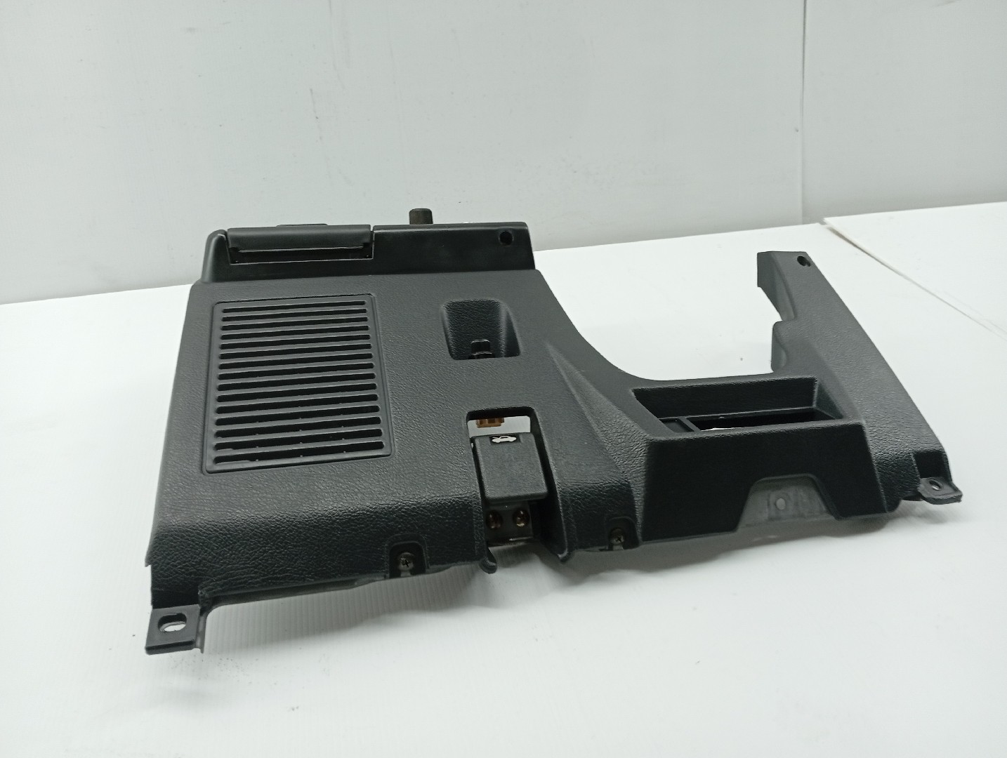 Acabamento de Tablier MITSUBISHI LANCER IV Hatchback (C6_A, C7_A) | 88 - 94 Imagem-5