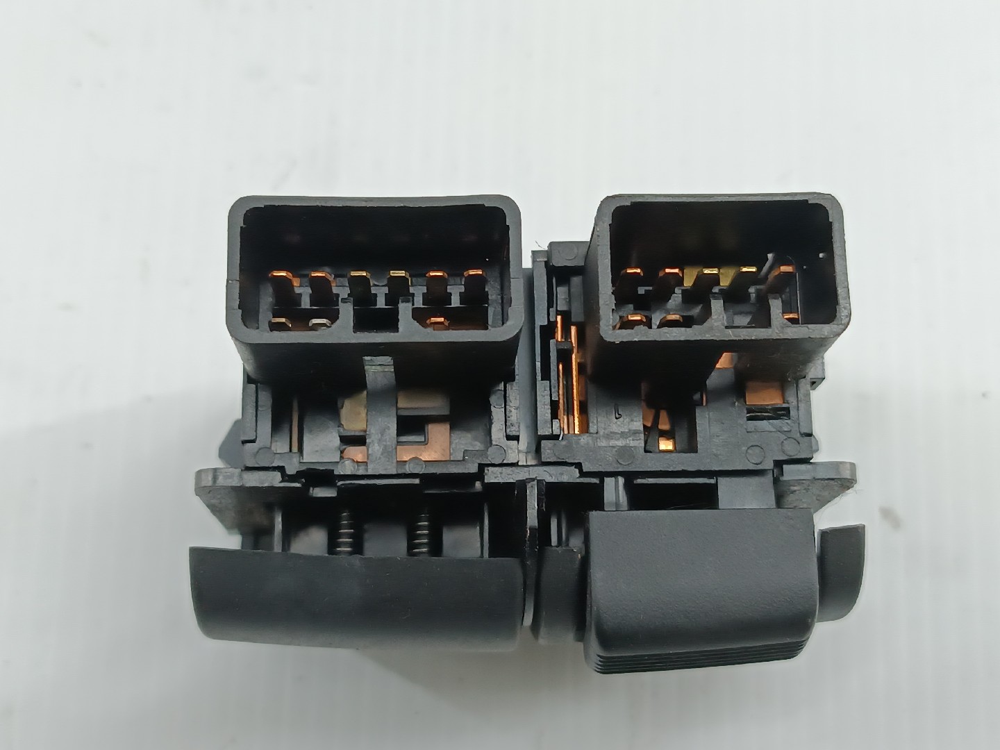 Interruptor 4 piscas MITSUBISHI LANCER IV Hatchback (C6_A, C7_A) | 88 - 94 Imagem-1