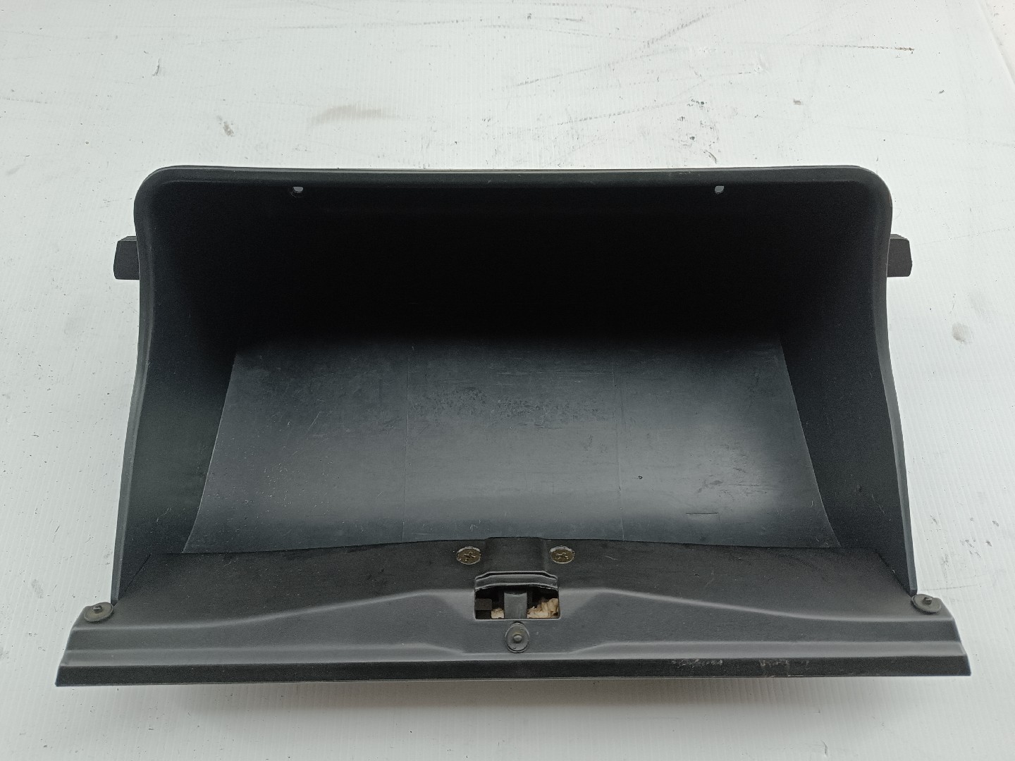 Porta luvas MITSUBISHI LANCER IV Hatchback (C6_A, C7_A) | 88 - 94 Imagem-2