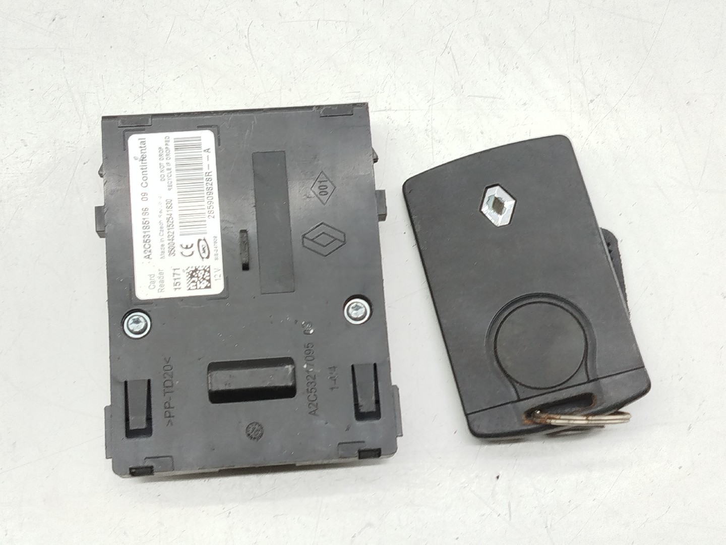 Leitor de cartão RENAULT SCÉNIC III (JZ0/1_) | 08 -  Imagem-4