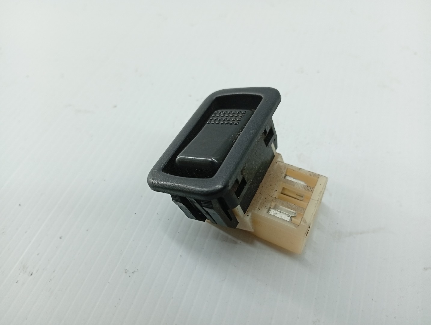 Comutador de vidro MITSUBISHI LANCER IV Hatchback (C6_A, C7_A) | 88 - 94 Imagem-1