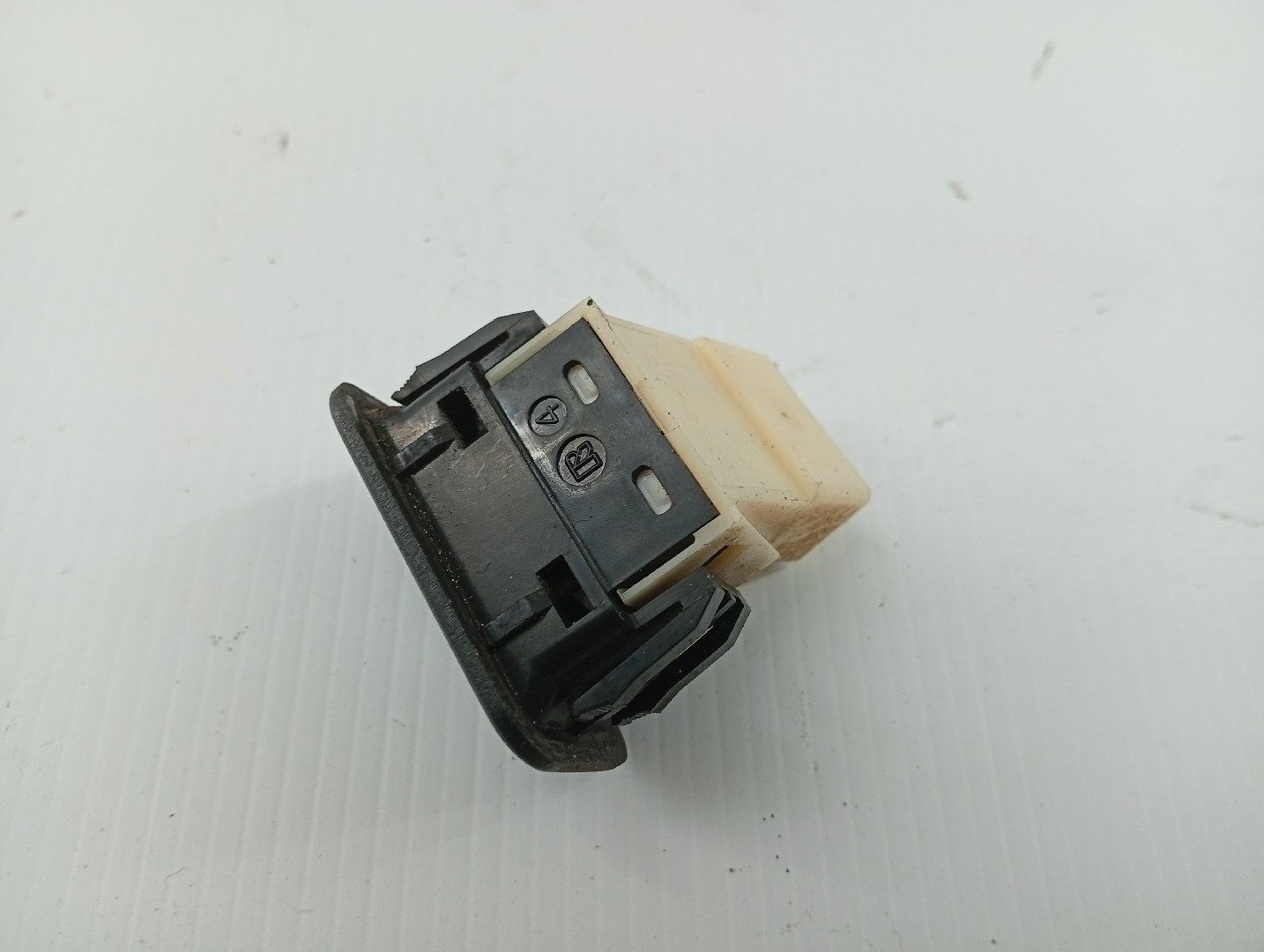 Comutador de vidro MITSUBISHI LANCER IV Hatchback (C6_A, C7_A) | 88 - 94 Imagem-3