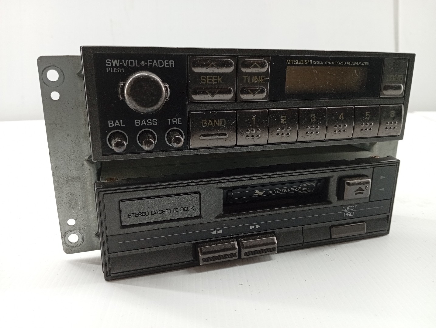 Auto-Rádio MITSUBISHI LANCER IV Hatchback (C6_A, C7_A) | 88 - 94 Imagem-1