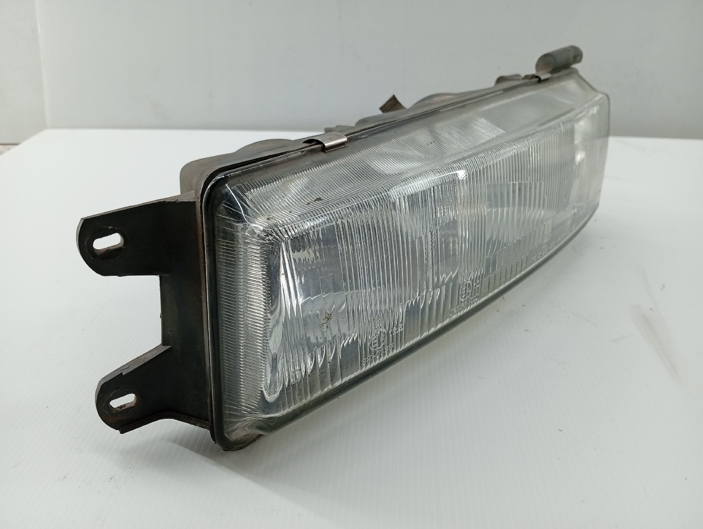 Ótica Esquerda MITSUBISHI LANCER IV Hatchback (C6_A, C7_A) | 88 - 94 Imagem-1