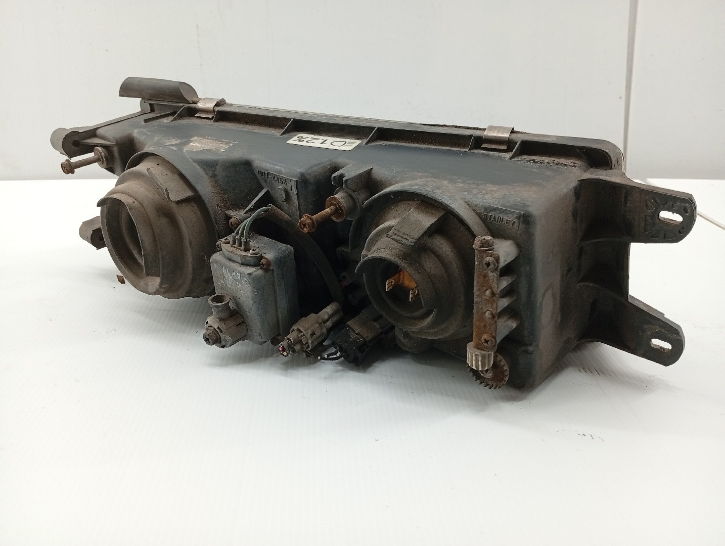 Ótica Esquerda MITSUBISHI LANCER IV Hatchback (C6_A, C7_A) | 88 - 94 Imagem-2