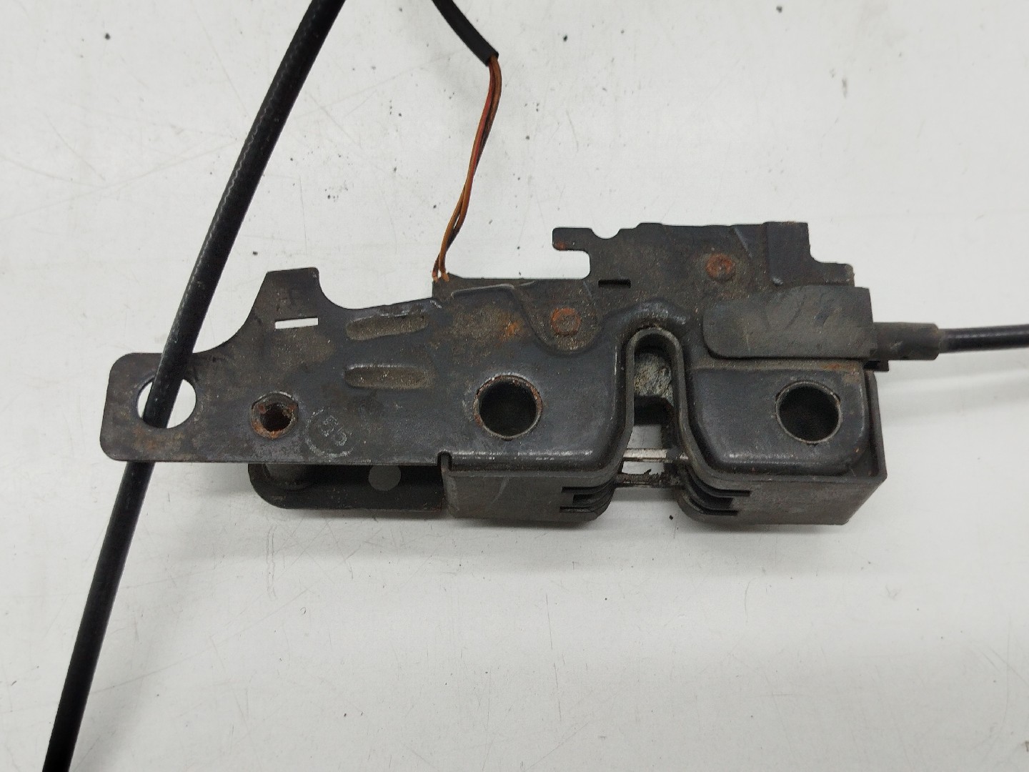 Fecho de capô AUDI A3 (8P1) | 03 - 13 Imagem-3