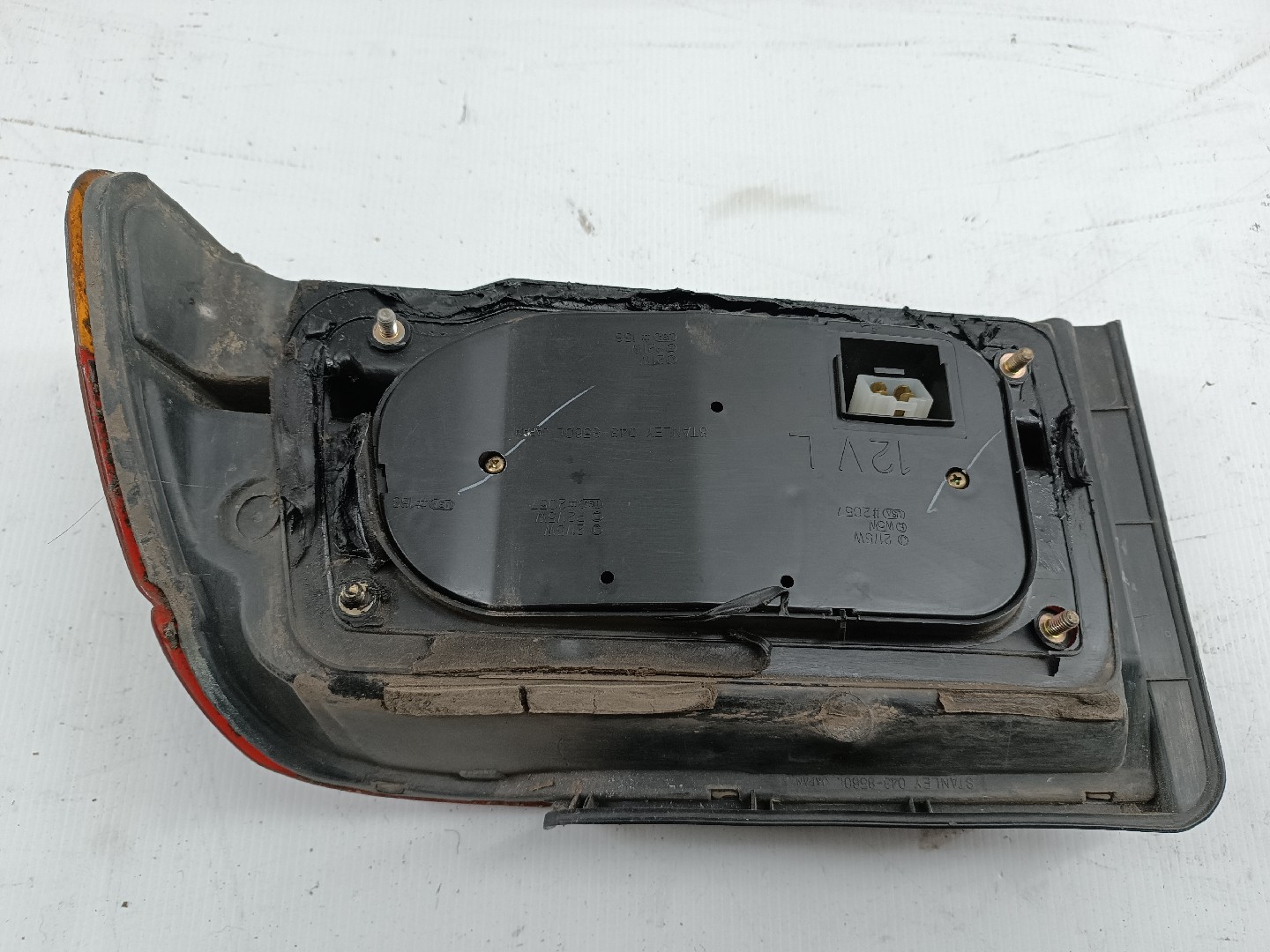 Farolim Stop Esquerdo MITSUBISHI LANCER IV Hatchback (C6_A, C7_A) | 88 - 94