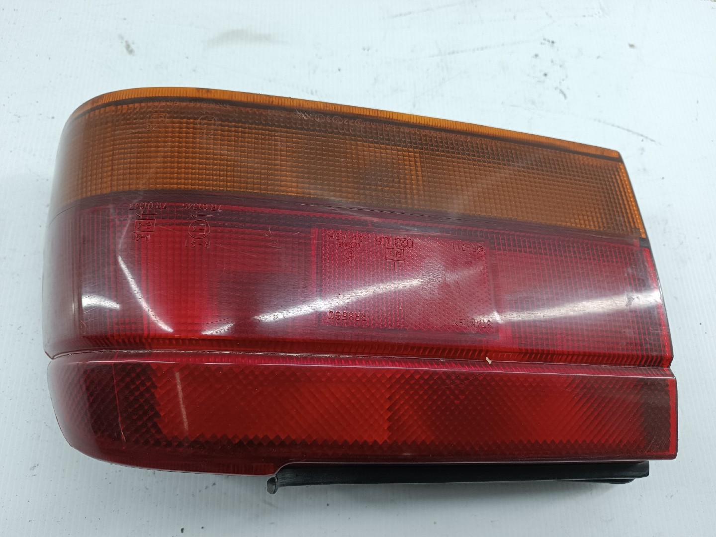 Farolim Stop Direito MITSUBISHI LANCER IV Hatchback (C6_A, C7_A) | 88 - 94 Imagem-4