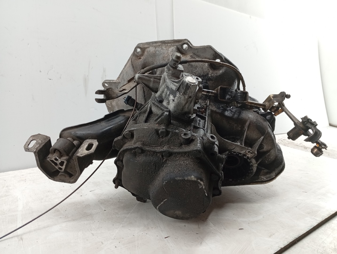 Caixa de velocidades OPEL ASTRA F Combi (T92) | 91 - 98 Imagem-4