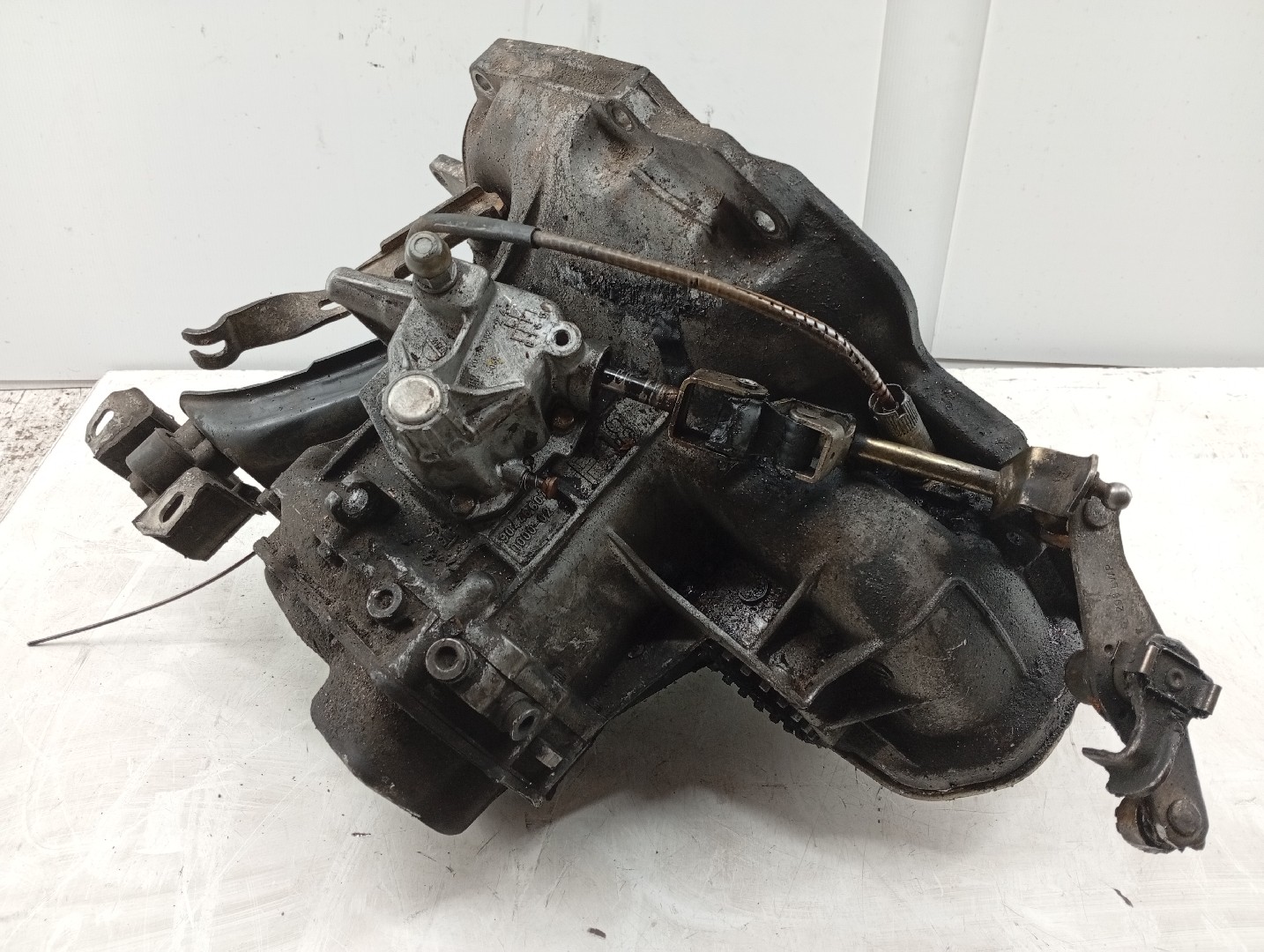 Caixa de velocidades OPEL ASTRA F Combi (T92) | 91 - 98 Imagem-1