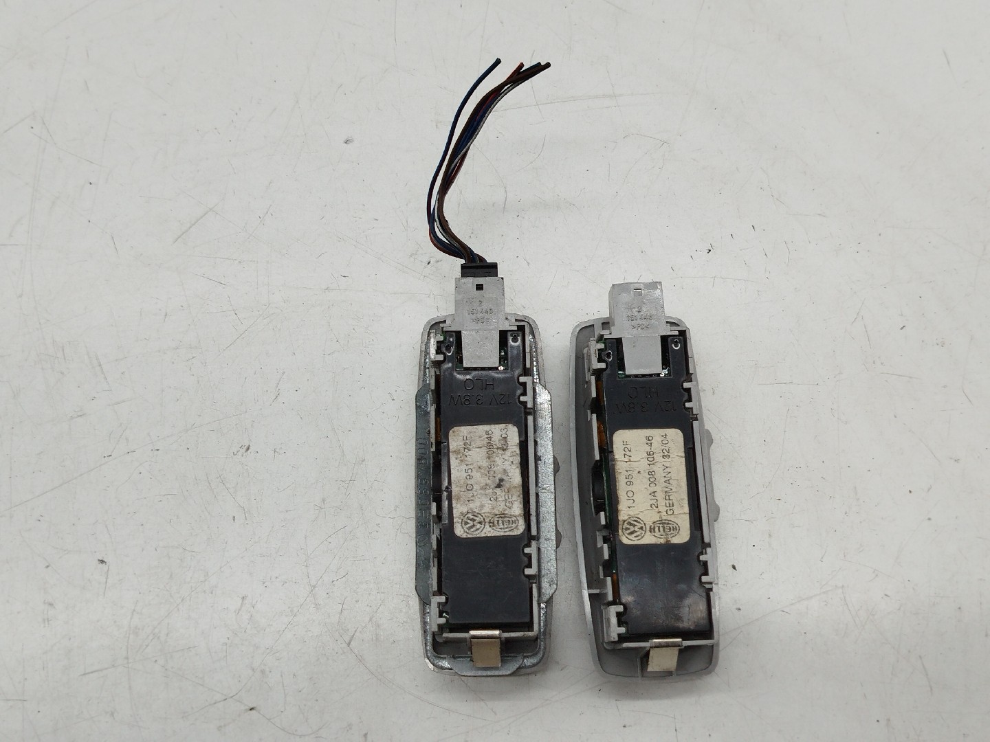 Luz interior VOLKSWAGEN GOLF IV (1J1) | 97 - 07 Imagem-1