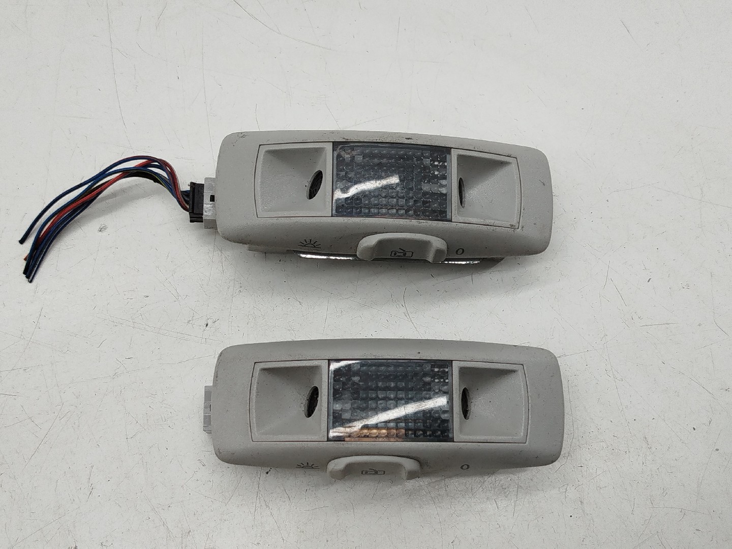 Luz interior VOLKSWAGEN GOLF IV (1J1) | 97 - 07 Imagem-6