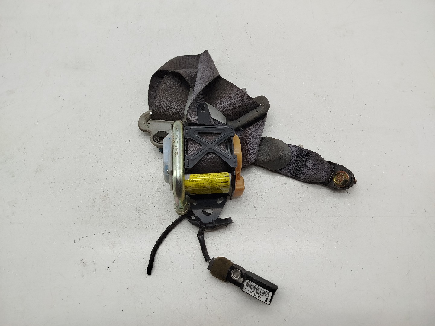 Cinto frente Esquerdo MAZDA 6 Hatchback (GG) | 02 - 08