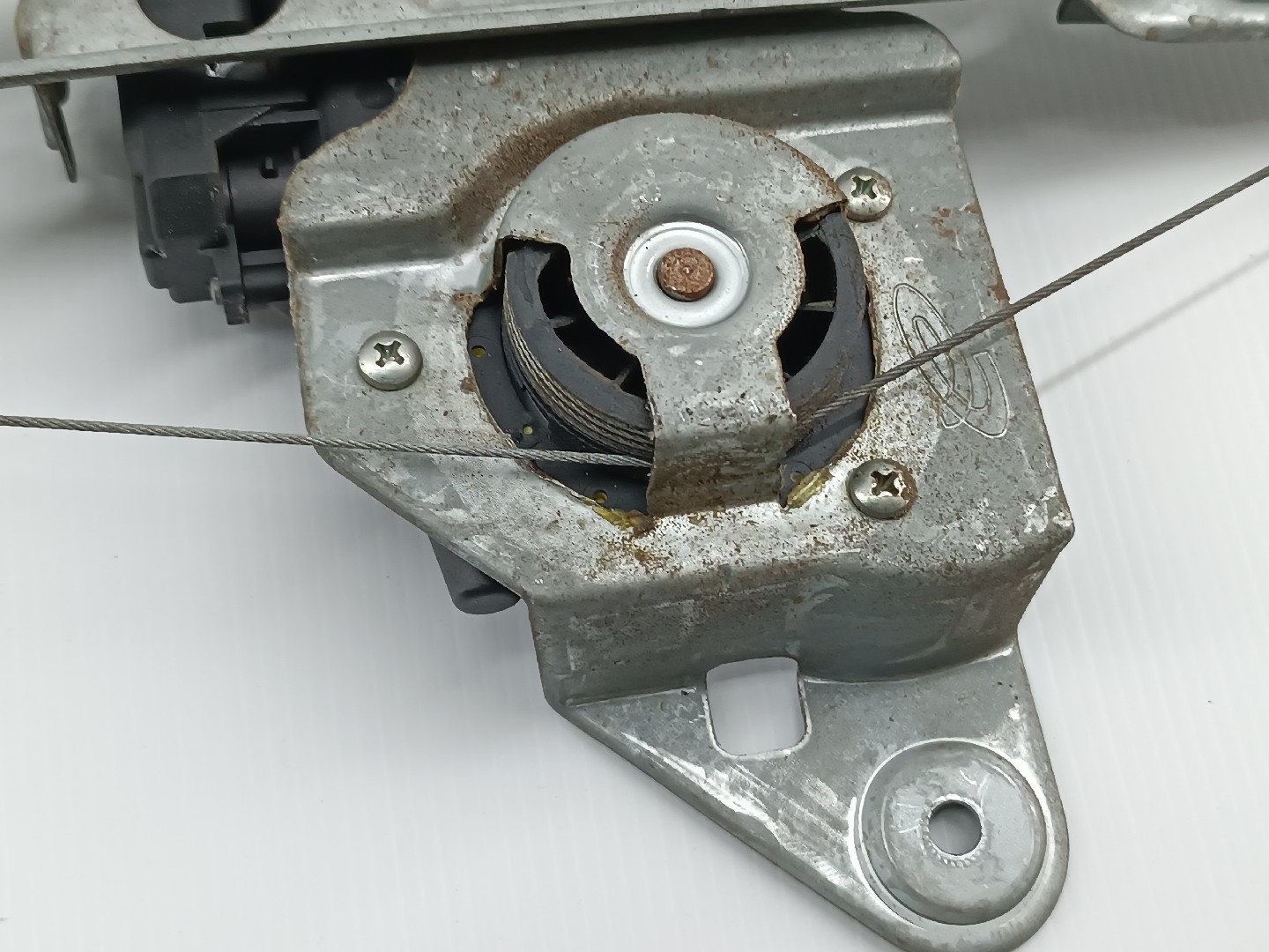 Motor e elevador de vidro trás direito RENAULT GRAND SCÉNIC II (JM0/1_) | 04 - 09 Imagem-1