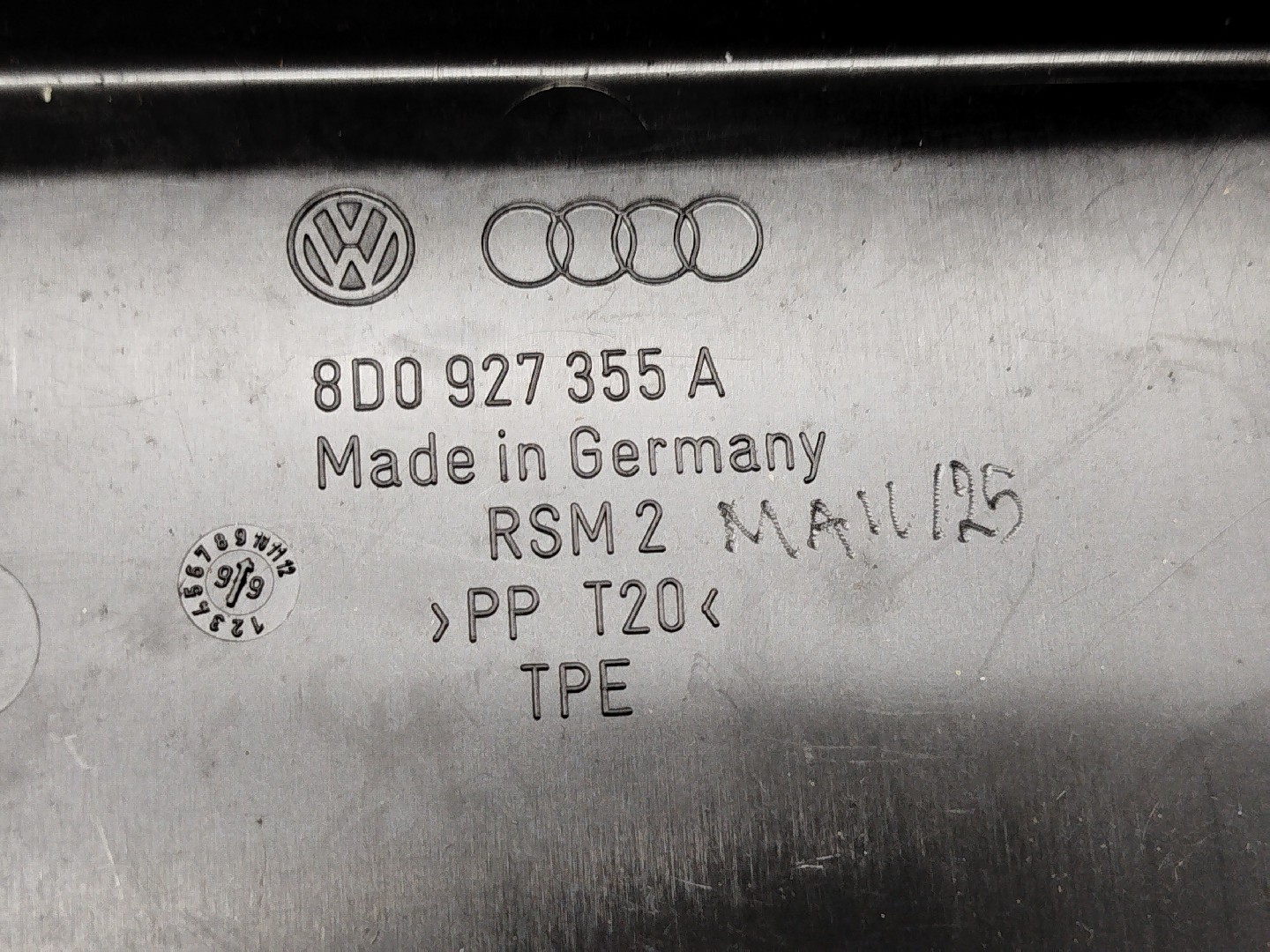 Caixa de Módulo VOLKSWAGEN GOLF IV (1J1) | 97 - 07 Imagem-2