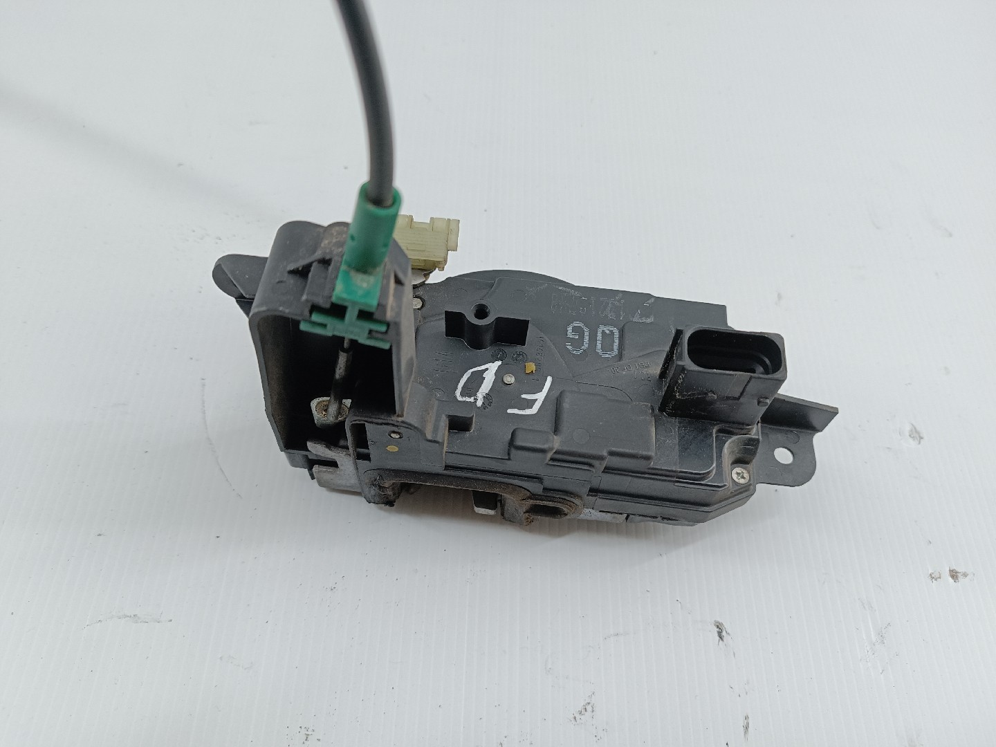 Fecho da Porta Frente Esquerdo OPEL ASTRA H GTC (A04) | 05 - 10 Imagem-5