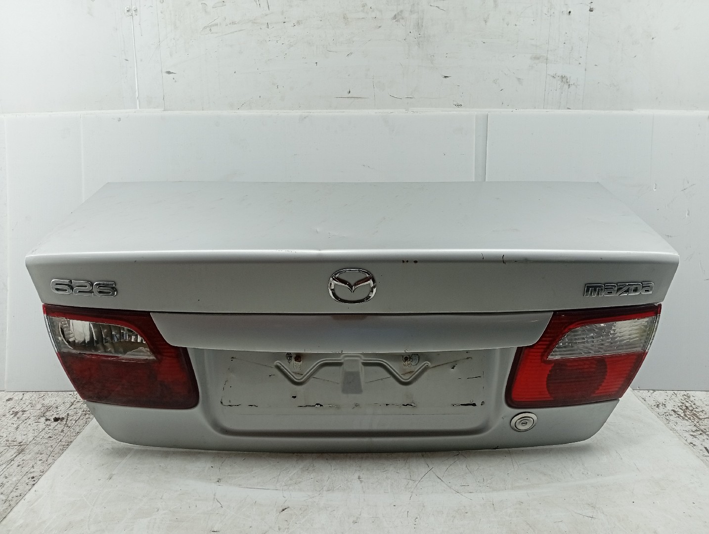 Porta de mala MAZDA 626 V (GF) | 97 - 02 Imagem-3