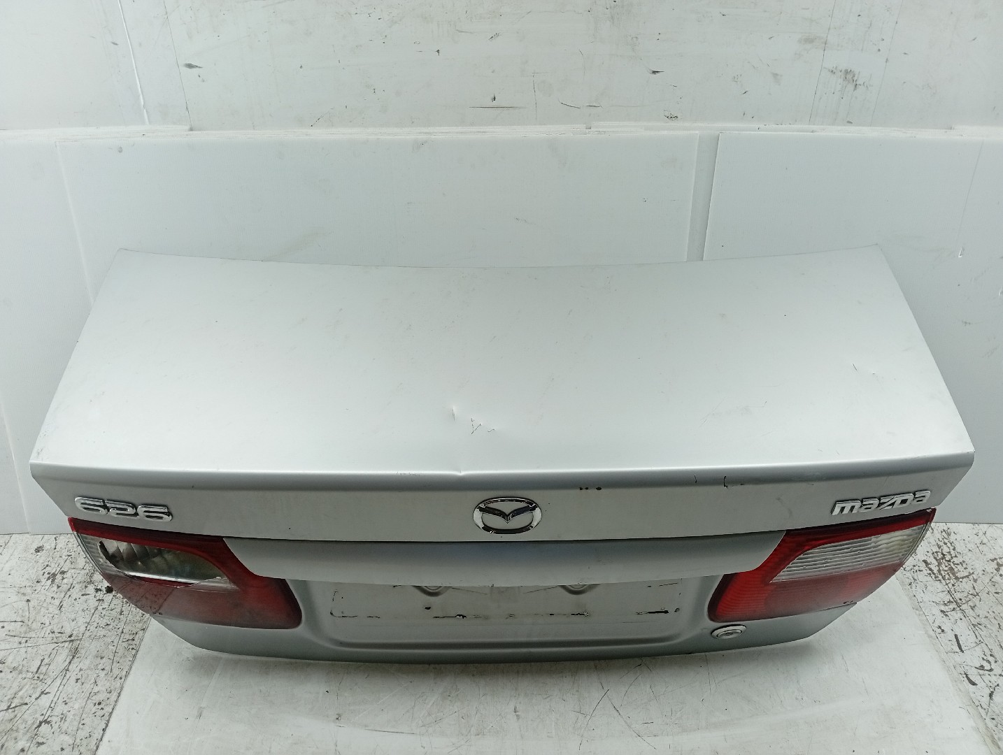 Porta de mala MAZDA 626 V (GF) | 97 - 02 Imagem-4