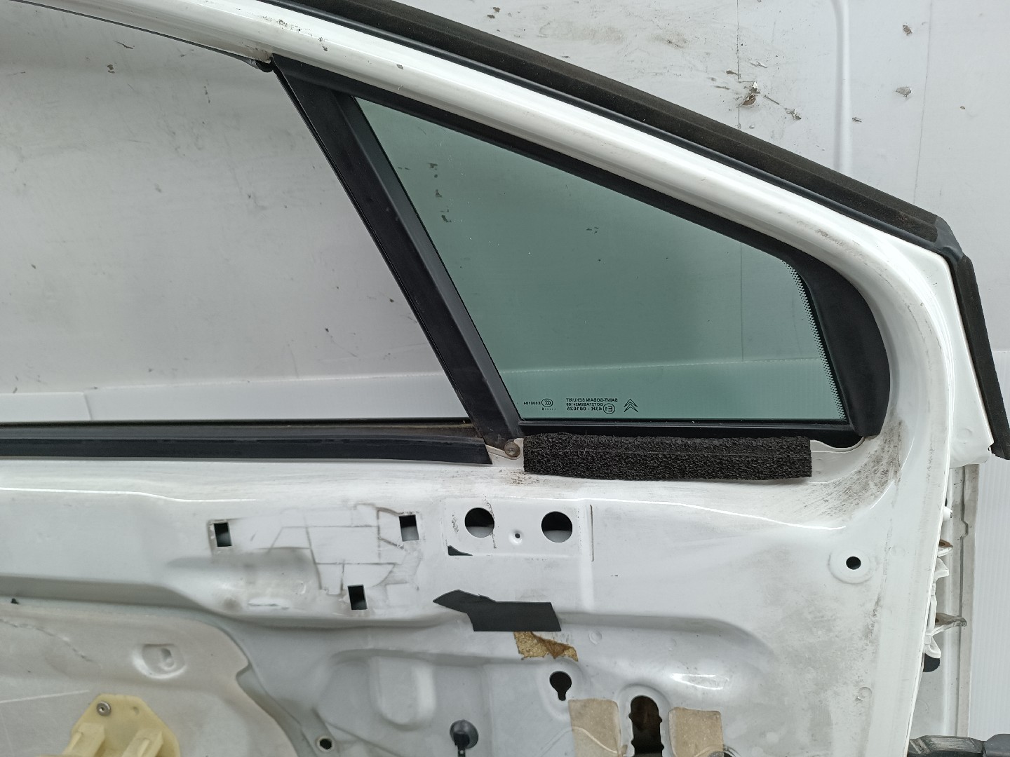 Porta Frente Esquerda CITROEN C4 Coupé (LA_) | 04 - 13 Imagem-6