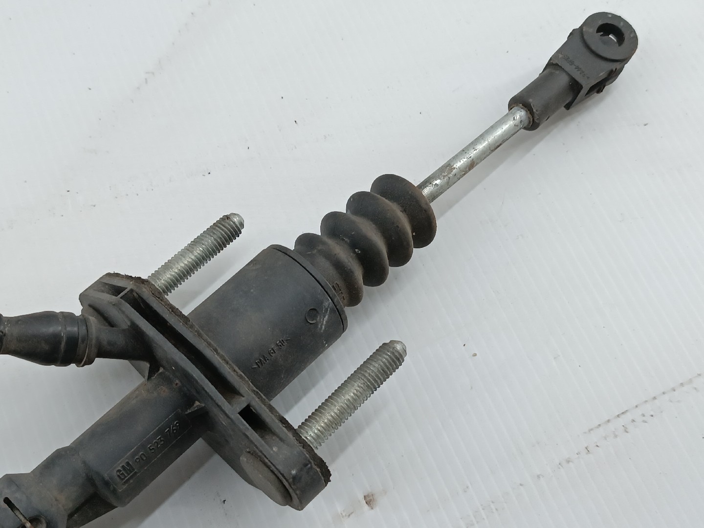 Cilindro mestre de embraiagem OPEL ASTRA H GTC (A04) | 05 - 10 Imagem-1