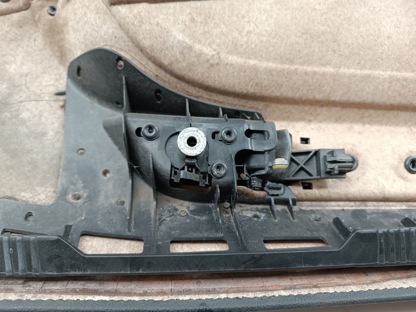 Quartela de porta frente direita OPEL ASTRA H GTC (A04) | 05 - 10 Imagem-1