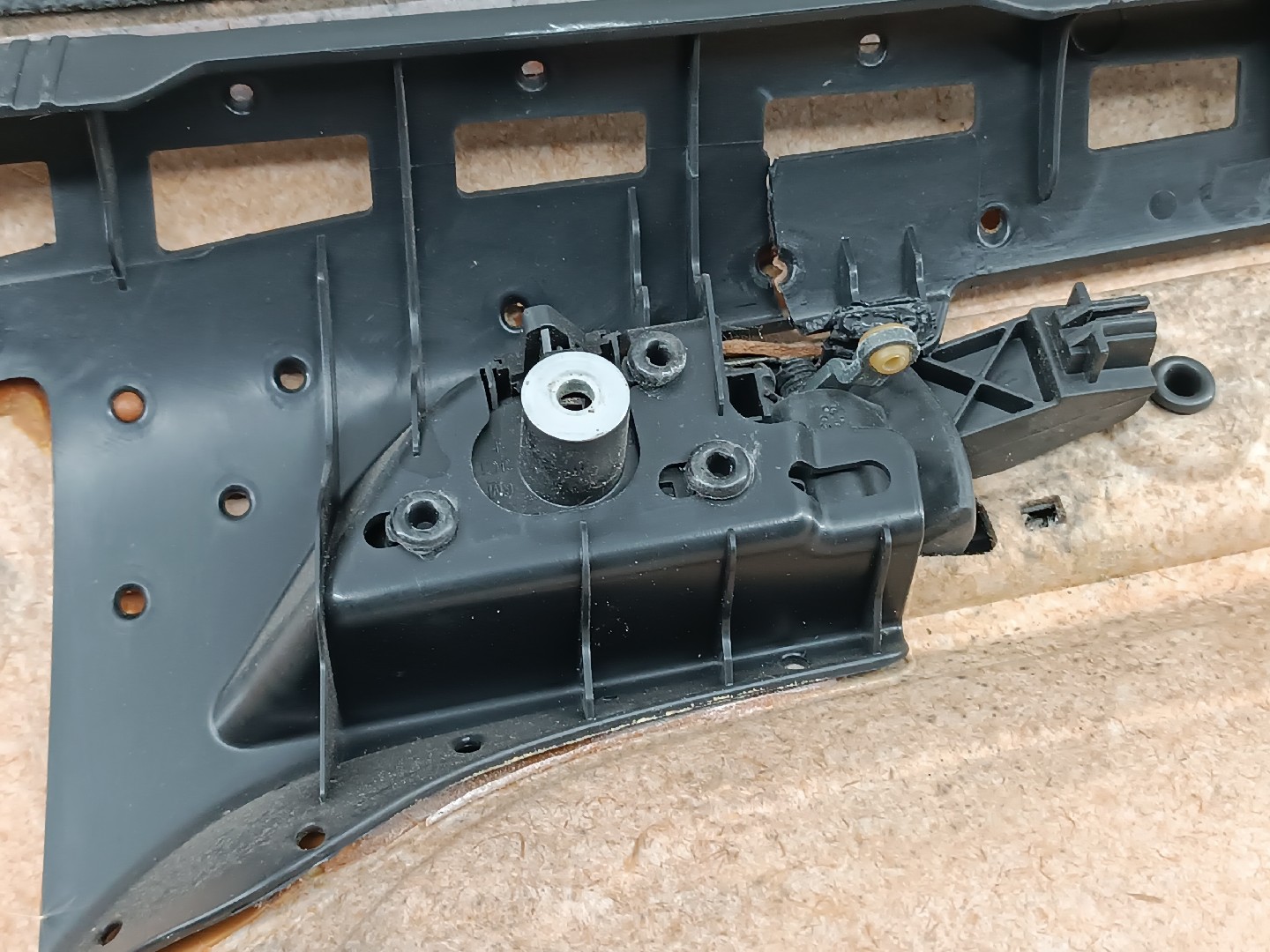 Quartela frente esquerdo OPEL ASTRA H GTC (A04) | 05 - 10 Imagem-2