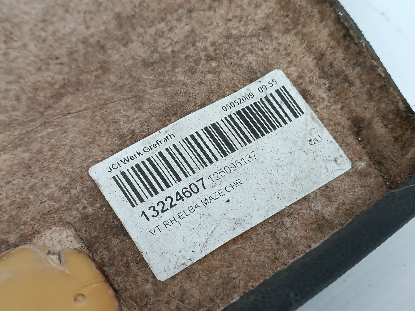 Quartela de porta frente direita OPEL ASTRA H GTC (A04) | 05 - 10 Imagem-3