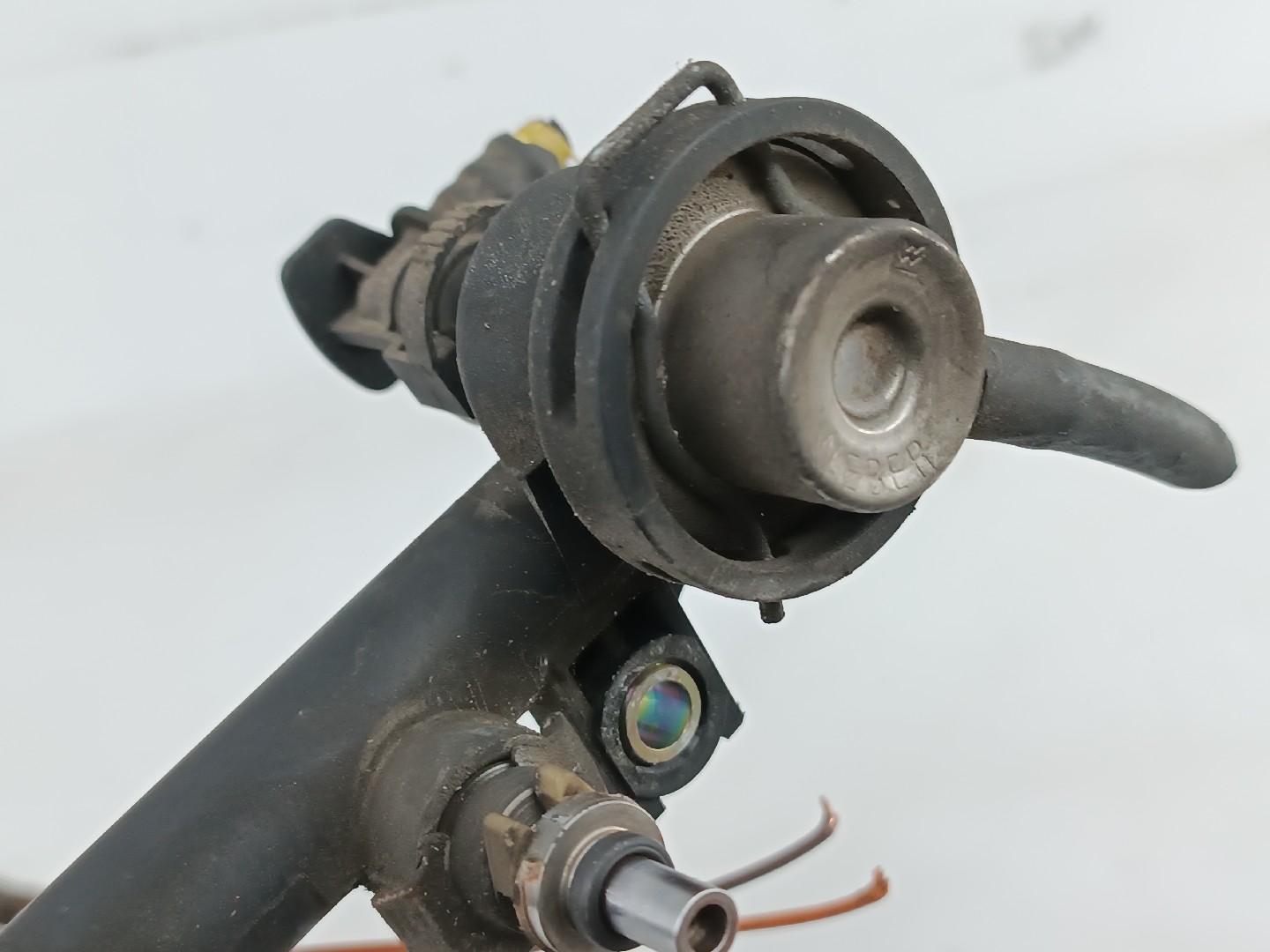 Regua de injeção RENAULT LAGUNA I (B56_, 556_) | 93 - 02 Imagem-1