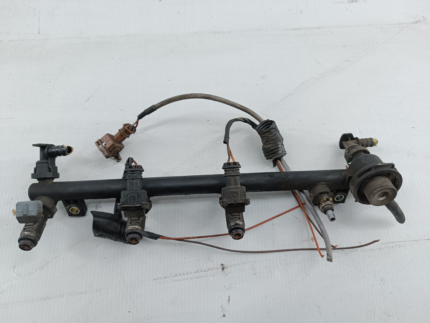 Regua de injeção RENAULT LAGUNA I (B56_, 556_) | 93 - 02 Imagem-2