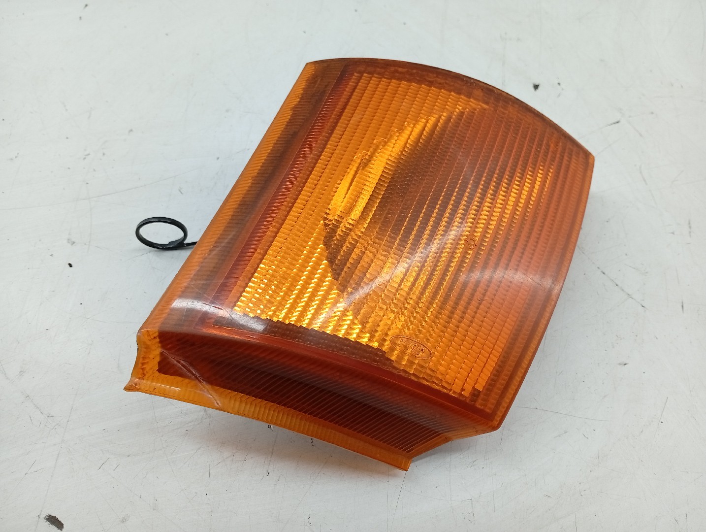 Farolim de Pisca Frente Esquerdo FORD TRANSIT Caixa (T_ _) | 85 - 92