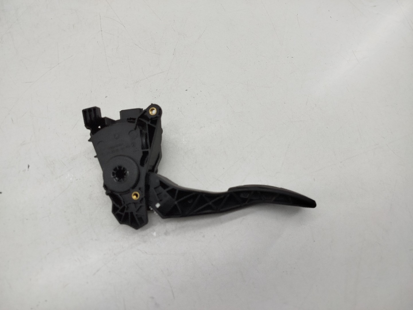 Pedal acelerador NISSAN MICRA V (K14) | 16 -  Imagem-1