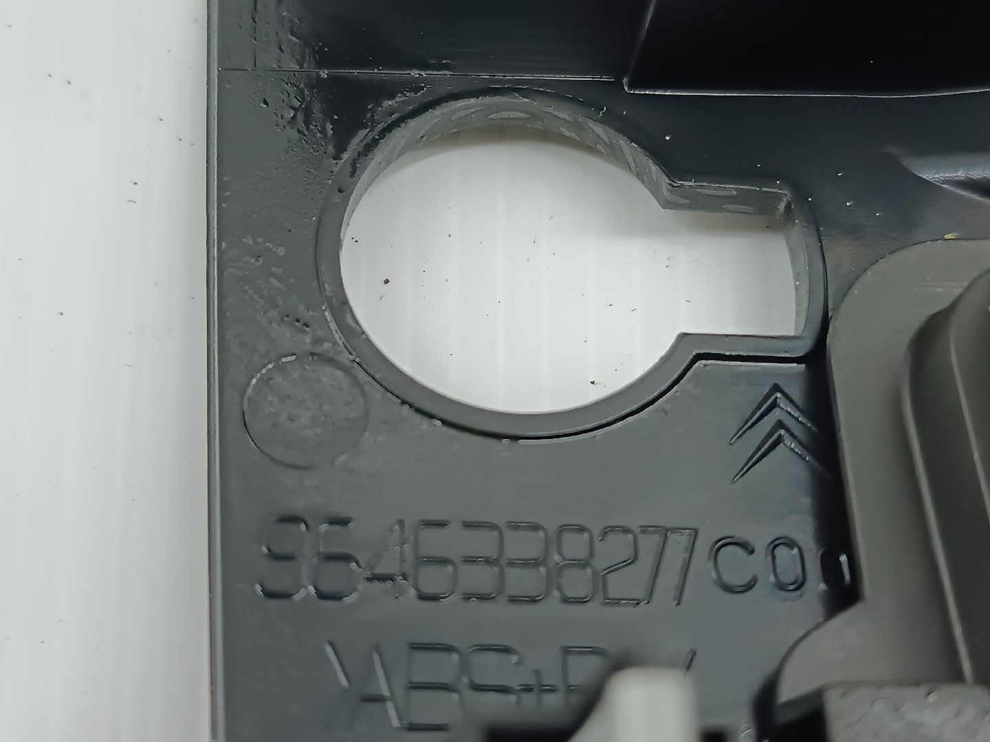 Moldura de consola central CITROEN C4 Coupé (LA_) | 04 - 13 Imagem-1