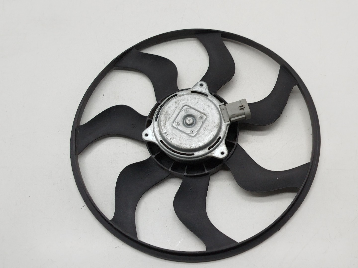 Ventoinha de radiador NISSAN MICRA V (K14) | 16 -  Imagem-2