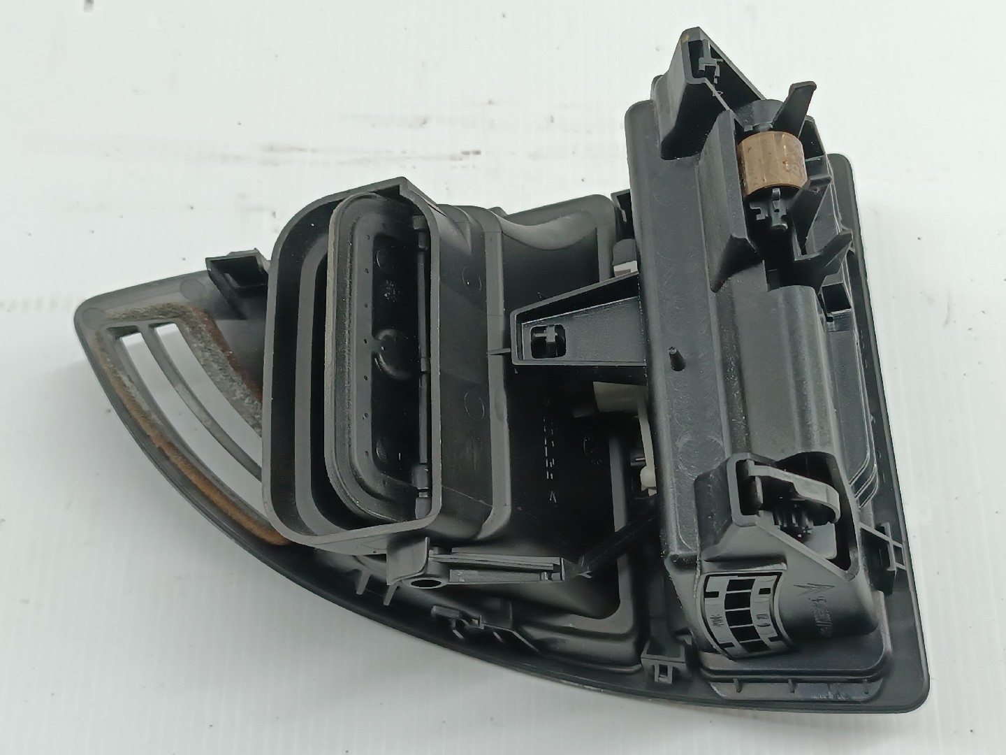 Difusor de ar esquerdo CITROEN C4 Coupé (LA_) | 04 - 13