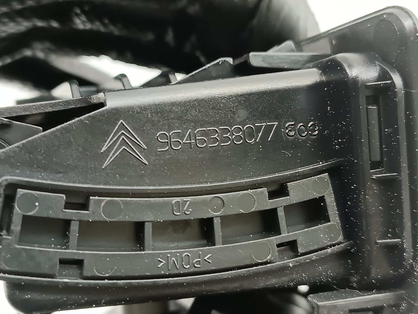 Difusor de ar esquerdo CITROEN C4 Coupé (LA_) | 04 - 13 Imagem-3