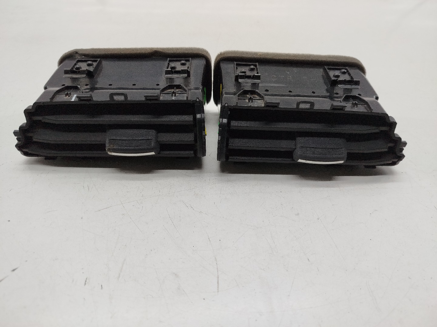 Difusor de ar NISSAN MICRA V (K14) | 16 - 