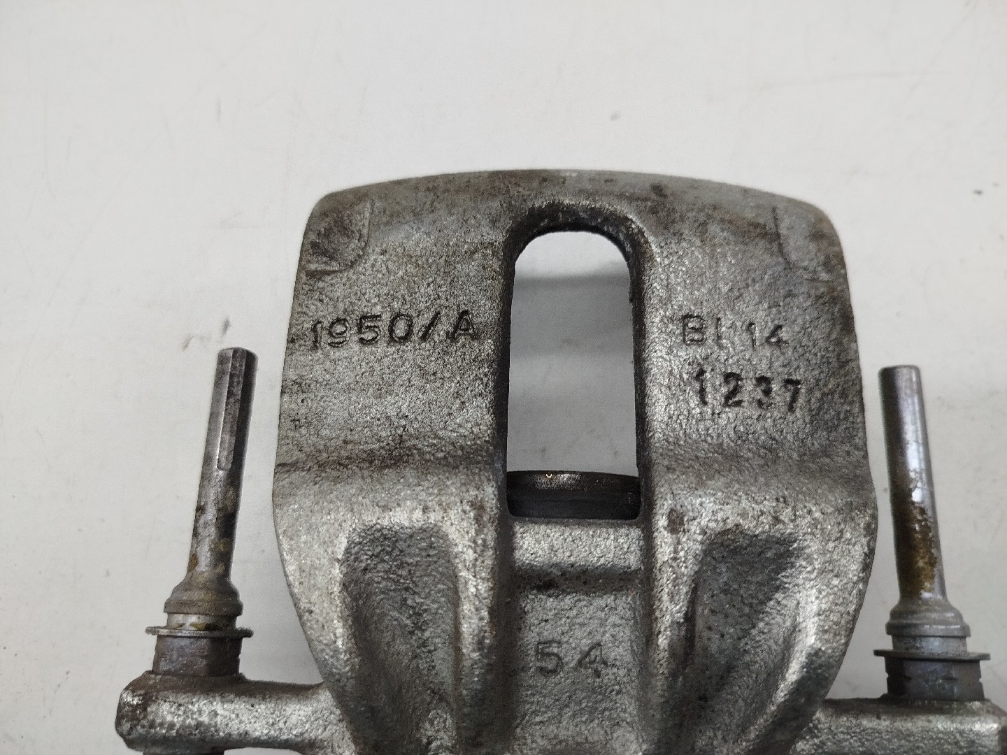 Pinça frente direita NISSAN MICRA V (K14) | 16 -  Imagem-1