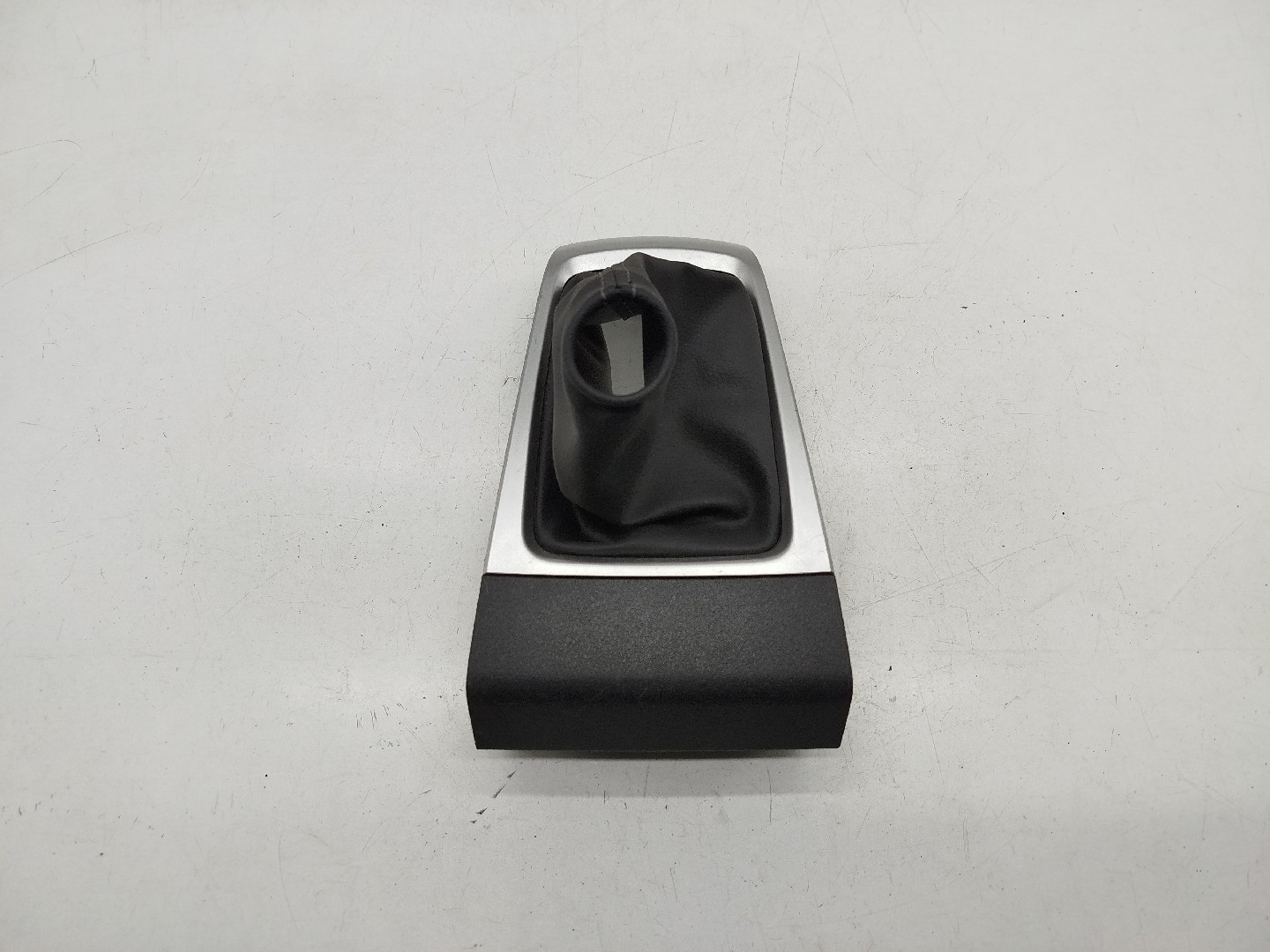 Moldura de fole de mudanças NISSAN MICRA V (K14) | 16 - 