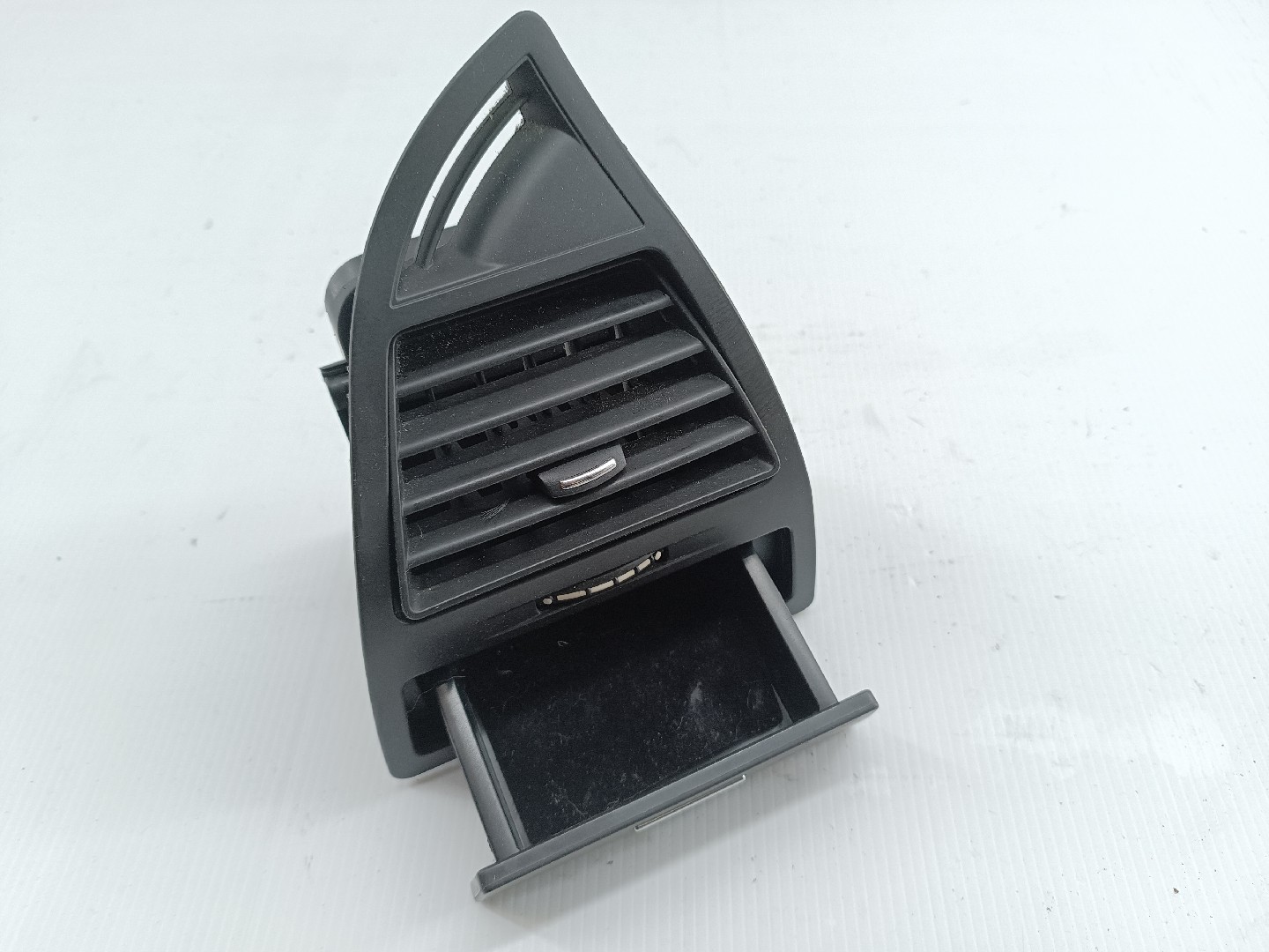 Difusor de ar direito CITROEN C4 Coupé (LA_) | 04 - 13 Imagem-4