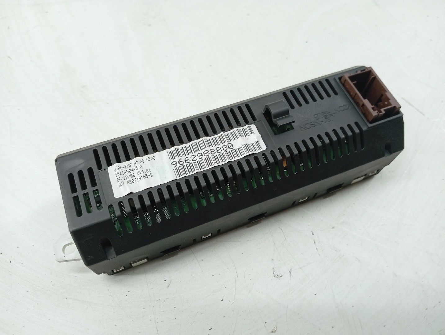 Display CITROEN C4 Coupé (LA_) | 04 - 13 Imagem-2