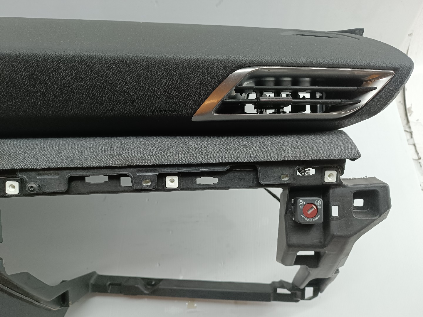 Tablier com airbag de passageiro PEUGEOT 3008 SUV (M_) | 16 -  Imagem-9