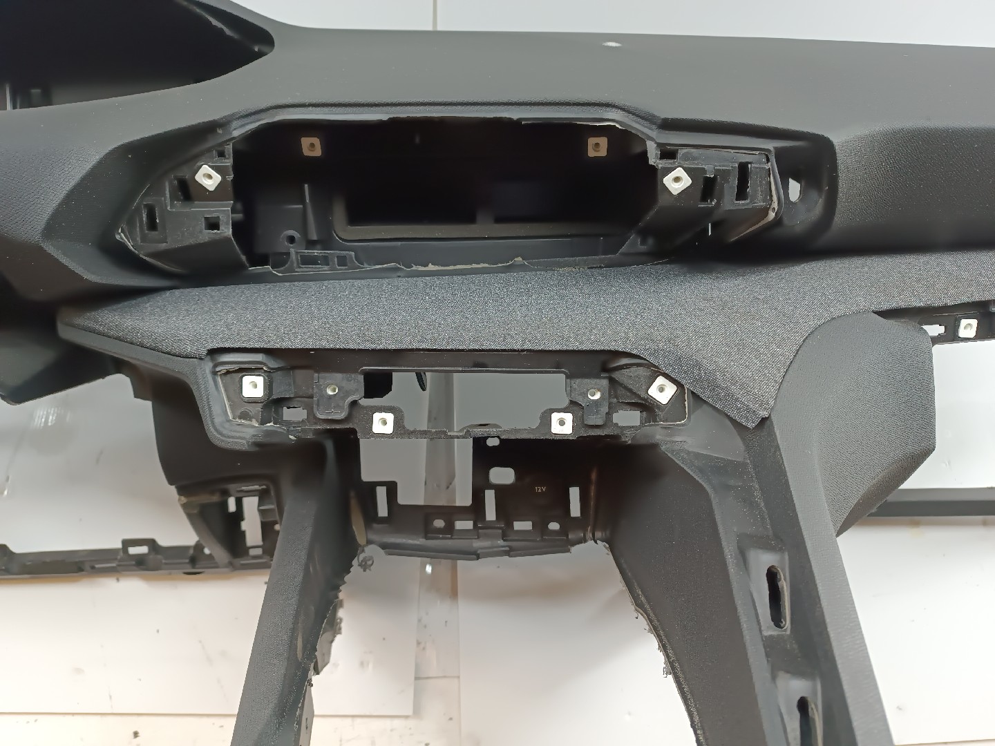 Tablier com airbag de passageiro PEUGEOT 3008 SUV (M_) | 16 -  Imagem-11