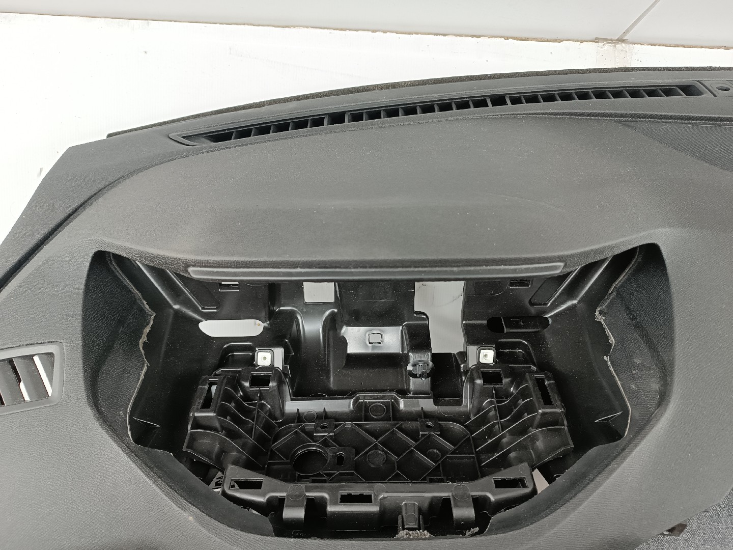 Tablier com airbag de passageiro PEUGEOT 3008 SUV (M_) | 16 -  Imagem-12