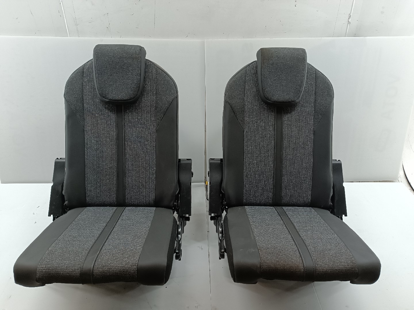 Conjunto de 2 bancos PEUGEOT 5008 II | 16 - 