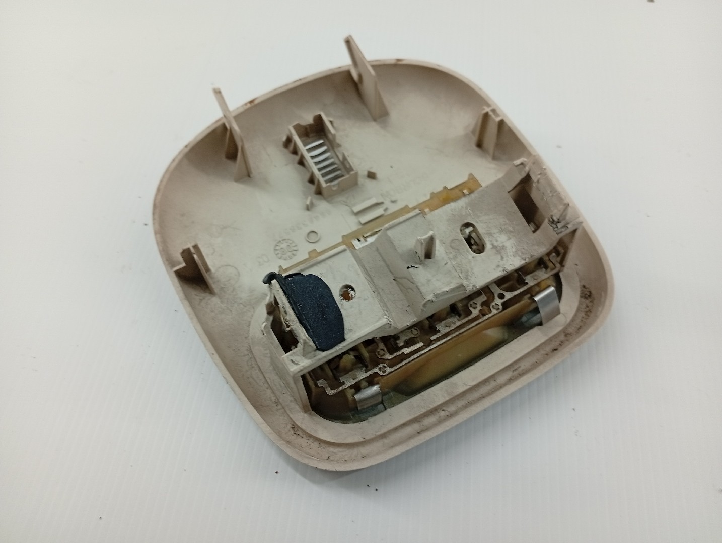 Plafonier interior frente CITROEN C4 Coupé (LA_) | 04 - 13 Imagem-4