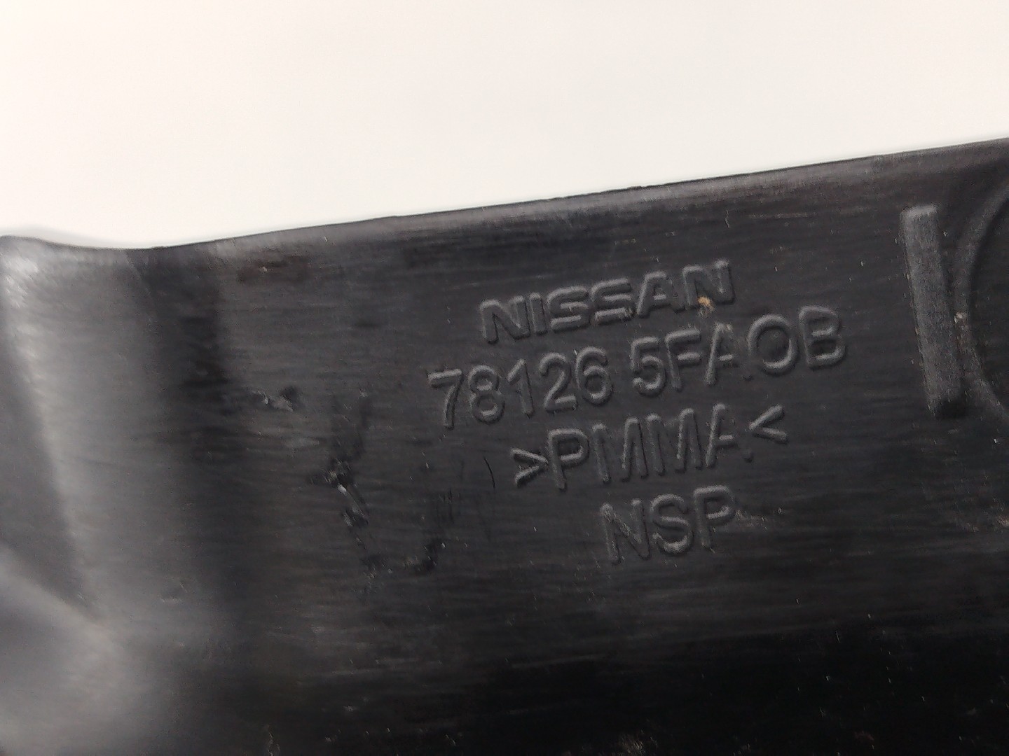 Moldura de pilar C NISSAN MICRA V (K14) | 16 -  Imagem-2