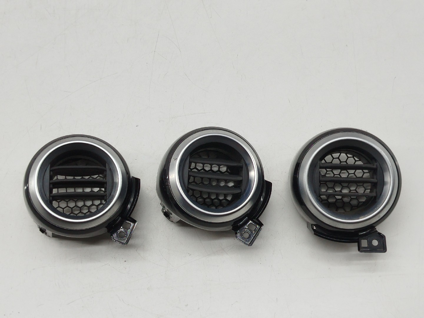 Saída de ar NISSAN MICRA V (K14) | 16 -  Imagem-5