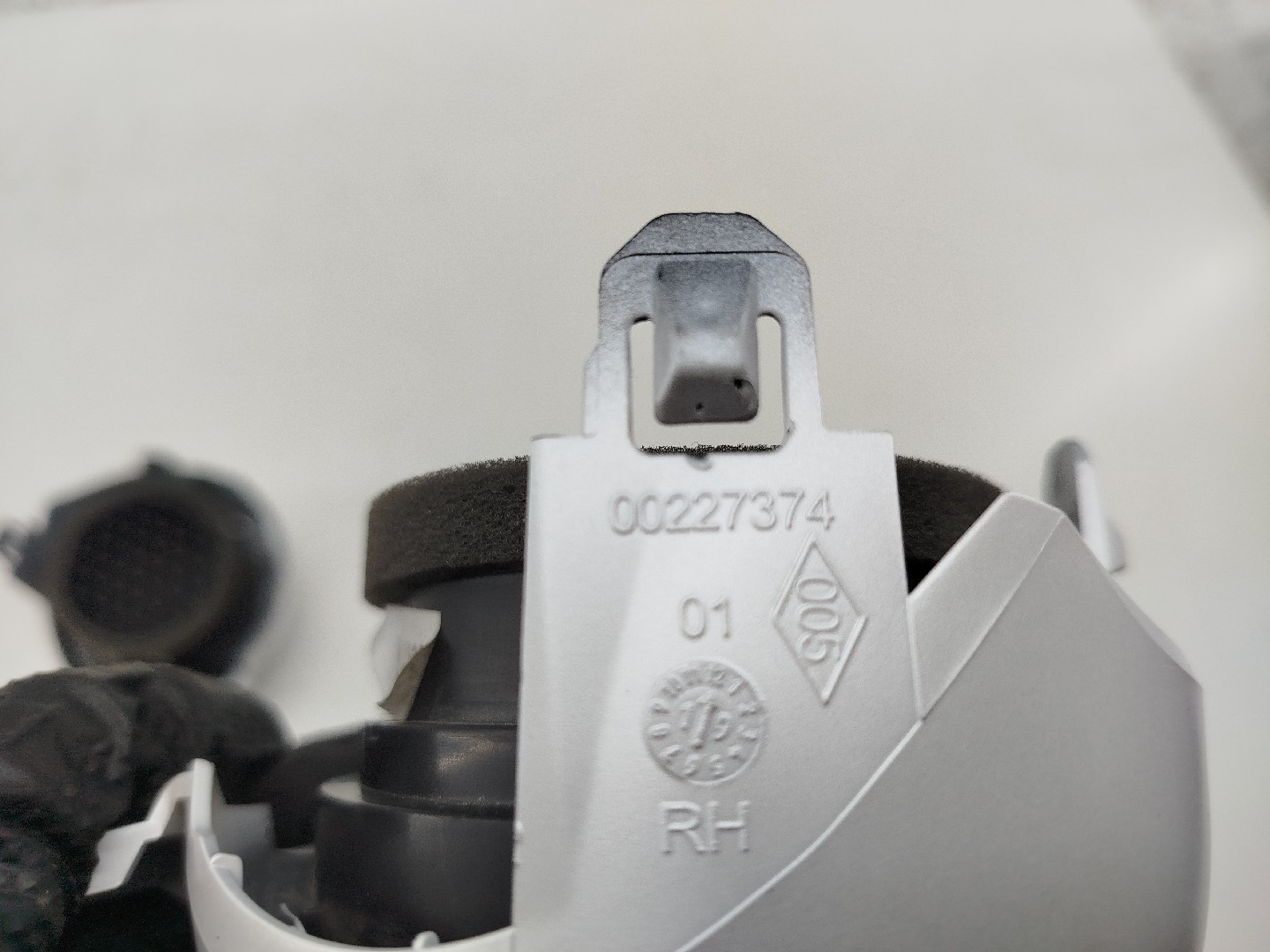 Saída de ar NISSAN MICRA V (K14) | 16 -  Imagem-3