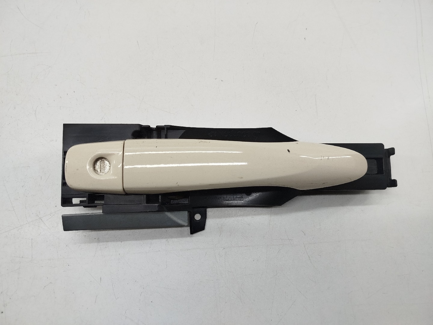 Puxador exterior de porta frente esquerda NISSAN MICRA V (K14) | 16 - 